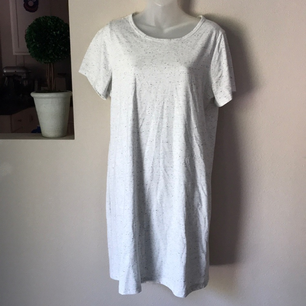 Old Navy white T-shirt dress